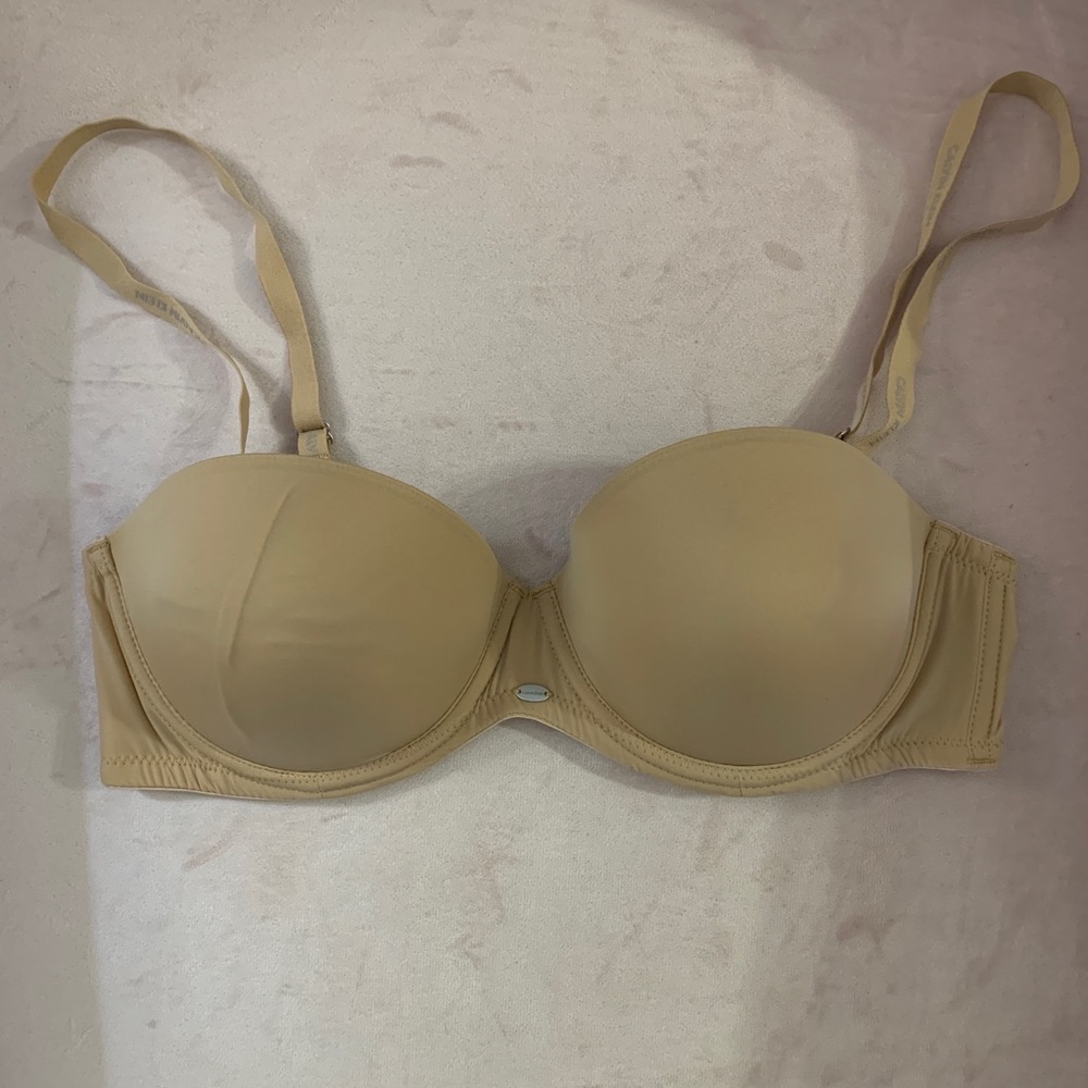 NWOT Brand new Calvin Klein push-up bra 34B